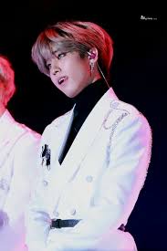 Tytul Losowo Losowo Amreading Books Wattpad In 2020 Stray Kpop Baby Squirrel