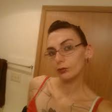 Amber Roosa's Instagram, Twitter & Facebook