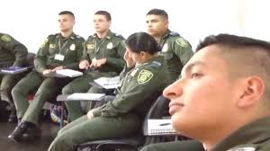 Además le dicen al gobierno que le pida a colombia medidas de protección, que revele públicamente el alcance de operaciones de inteligencia que involucran a ciudadanos y que investigue a los involucrados. Resena Historica Escuela De Inteligencia Y Contrainteligencia Escic Policiadecolombia Youtube