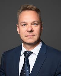 Financial Analyst Max Denny Central Coast Headshot & Portrait Photography  Studio