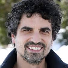 Man Is a Woman (1998)