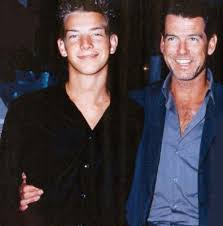 Pierce brosnan's wife looked stunning in her younger years, and they share a unique relationship that has spanned two decades. Sean Brosnan Young Pierce Brosnan Picture 15277230 454 X 461 Fanpix Net