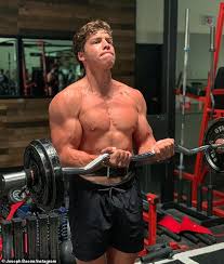 Due to the fact that he was born as a result of his father's affair with the housekeeper, it would have made sense for his mother to give him her maiden name and the reason for him not changing it to schwarzenegger could be due to the. Joseph Baena Looks Just Like His Bodybuilder Father Arnold Schwarzenegger On Instagram Readsector