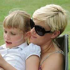 Julie Ashmore (jashmore2012)