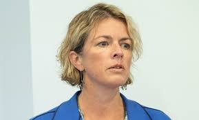 Julie Conroy's Instagram, Twitter & Facebook