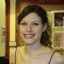 Liz Louis's Instagram, Twitter & Facebook