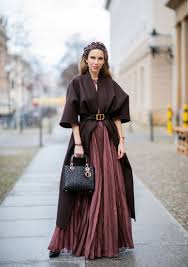 Y, aunque hay que seguir las normas de etiqueta que dicte la invitación, no hay que olvidar que cada cuerpo es diferente y que a cada tipo de. Looks De Invitadas De Invierno Que No Te Haran Pasar Frio