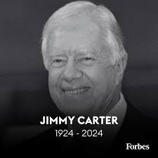 OFERTAS IRRESISTÍVEIS PODEM VIR COM DORES DE CABEÇA Uma cidade na Itália  relançou recentemente sua iniciativa de casas de 1 euro (R$ 6,30) em  resposta aos resultados das eleições nos EUA. Oferecendo