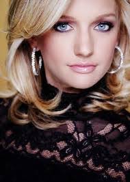 Brooke Stegeman's Instagram, Twitter & Facebook