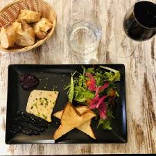 Vous cherchez une adresse pour déjeuner ou dîner dans le 8ème arrondissement de paris ? Gare Au Gorille 32 Photos 12 Reviews French 68 Rue Des Dames Batignolles Paris France Restaurant Reviews Phone Number Yelp