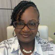 Joyce Tant's Instagram, Twitter & Facebook