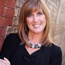 Rebecca Hulbert's Instagram, Twitter & Facebook