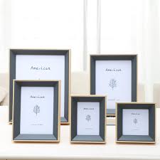 Terdapat banyak sekali bingkai foto yang unik, dan kekinian. Bingkai Foto Yang Unik Untuk Kamar Tidur Memori Gambar Lukisan Sertifikat Kerajinan Display Meja Gambar Bingkai Untuk Pernikahan Dekoratif Bingkai Aliexpress