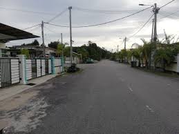 Terletak 21 kilometer dari bandar melaka, kampung ini mempunyai penduduk seramai 1557 orang. 24x70 Taman Paya Rumput Bestari Cheng Pemburu Hartanah Melaka