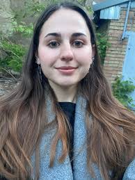 Ukrainian seeking sponsor in England