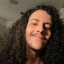 Ariel Pol's Instagram, Twitter & Facebook