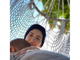 On instagram last sunday, the two announced that they are both pregnant and are set to give birth one month apart. What S Inside The Letter Rica Peralejo Received From Her Late Dad Ricardo 20 Years Ago Gma Entertainment