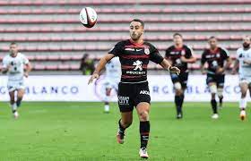 He was in the 1995 and 1999 world cup squads. Top 14 Passe Par L Ecole De Rugby De Revel Theo Idjellidaine Perce L Ecran Avec Le Stade Toulousain Voix Du Midi Lauragais