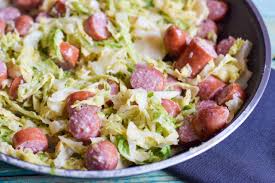 Cremige Low Carb Wirsing Wurstchen Pfanne Rezept Rezepte Wirsing Rezepte Wirsing