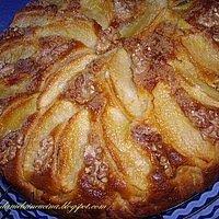 Mere, nuca si mac, dar completate de nuante de lamaie, scortisoara, vanilie, kranz….este foarte racoroasa si gustoasa! Prajitura Cu Mere Si Nuci Ricette Di Cucina Gustosa Ricerca