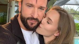Latest michael wendler music videos. Michael Wendler 10 Facts About His Teenager Laura Miller Onties Com