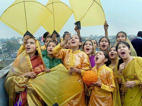 Mga resulta ng larawan para sa Kite Festival during Vasanta Ritu ,India"