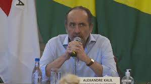 Kalil anuncia hoje o que vai funcionar no comércio de bh na semana que vem na última semana,o prefeito de bh decidiu por não flexibilizar mais setores da economia; Alexandre Kalil Nao Proibe Futebol Em Bh Mas Opina Disputar Copa Do Brasil Hoje E Uma Aberracao Futebol Ge