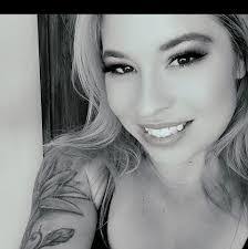 Casey Kaminsky's Instagram, Twitter & Facebook