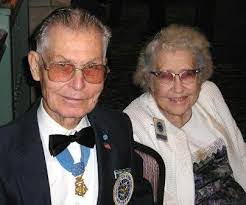 Frances Doss's Instagram, Twitter & Facebook