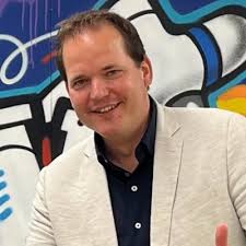 After more than 6 years of working with great pleasure, motivation and  energy at HALTER CNC Automation CNC, I will take