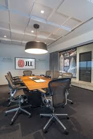 Office Tour Jll Offices Indianapolis Lounge Areas Office Design Real Estate Trends
