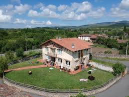 Regale estancias a sus más allegados. 106 Casas Rurales En Alava Desde 30 Escapadarural
