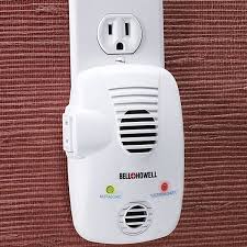 The bell and howell ultrasonic pest repeller broadcast uses ultrasonic sound waves that drive out unwanted pets without disturbing people or pets, even inside the treatment 24/7 protection. Bell Howell Ultrasonic Pest Repeller Solutions For Home Yard Garden Auto