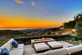Outdoor fire pit seating dimensions. Large Fire Pit Design Ideas Hgtv