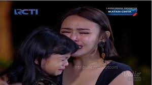 May 22, 2021 · istri alvin faiz, larissa chou tak menghadiri prosesi adik iparnya, ameer azzikra, yang dilangsungkan, sabtu (22/5) siang. Cuplikan Ikatan Cinta 17 Januari Banjir Air Mata Andin Nangis Tahu Soal Roy Tinggalkan Al Reyna Tribun Timur