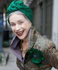 Check Out Our Round Up Of Stylish Old People And The Looks They Love Refinery29 Com Photographs Stylish Fashion For 70 70 Year Old Women Fashion Stylish Women