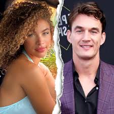 Tyler cameron and his girlfriend, camila kendra, have split after eight months of dating — and only one week after he called her his soulmate, page six has learned. Camila Kendra Broke Off Her Relationship With Tyler Cameron Humming Zone