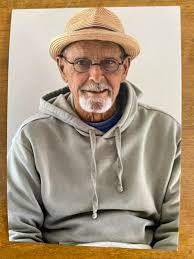 It is with great sadness letting you know Bobby Bryant, Class of 1967,  passed away died AUG. 3rd after a long and courageous, 3 yr. battle with  throat cancer. Rick and Bobby