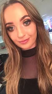 Samantha Moriarty Make up artist I completed my training in the Kerry ETB  in Tralee as a beauty therapist where I also completed a film and tv make  up course and since