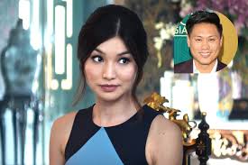 A hollywood story in asian clothes. Crazy Rich Asians Harry Shum Jr Mid Credits Scene Explained Ew Com