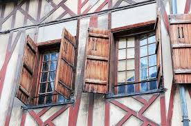 Troyes Dans L Aube Balade Au Centre Ville En 2020 Villa Aube Champagne Ardenne