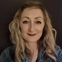 Dan Bride's Instagram, Twitter & Facebook