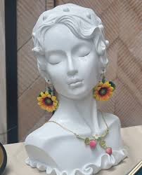 Crochet queen sellers! I am having trouble locating an insurance company  that will ensure my crochet with safety eyes. Has anyone else had any luck?  Pick for attention