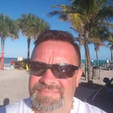 Jeffrey Greve's Instagram, Twitter & Facebook