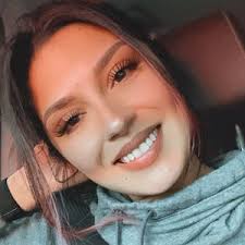 Vanessa Bernabe (@vanessa_bernabe9)