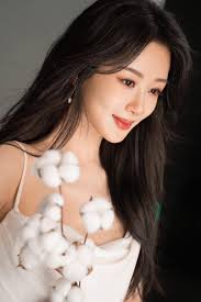 Bravo Sinem, we love your smile and your positive aura. Keep it up. The  world needs more people like you.