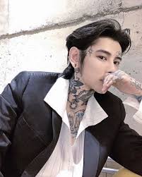 Get newest edgy & grunge outfits & grunge aesthetic clothes with a coolest vibes! 17 Grunge Boy Ideas Grunge Boy Korean Boys Hot Cute Boys