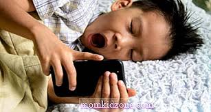 Secara kesimpulannya, penggunaan gajet itu ada kebaikan dan keburukan dan ianya bergantung kepada ibu bapa sama ada ingin memberi gajet kepada anak anda atau tidak. 10 Perkara Yang Sangat Penting Ibu Bapa Perlu Lakukan Untuk Mengelakkan Ketagihan Alat Pada Anak Anak Kanak Besar 2021