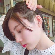 なみてぃーさんはinstagramを利用しています そういえば 髪切りました 安定の刈り上げ どんどん短くなっていく髪の毛 笑 前髪金髪すぎて 染めました って言われた 笑 いえ 地毛です 笑 カット short hair styles hair pearl