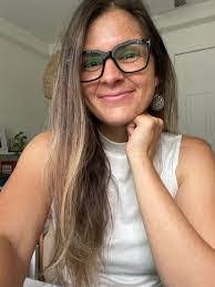 Erica Paramo's Instagram, Twitter & Facebook